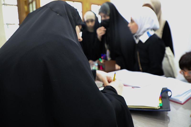 إقبالٌ واسع على الدورات الصيفيّة لمعهد القرآن الكريم النسوي في النجف الأشرف