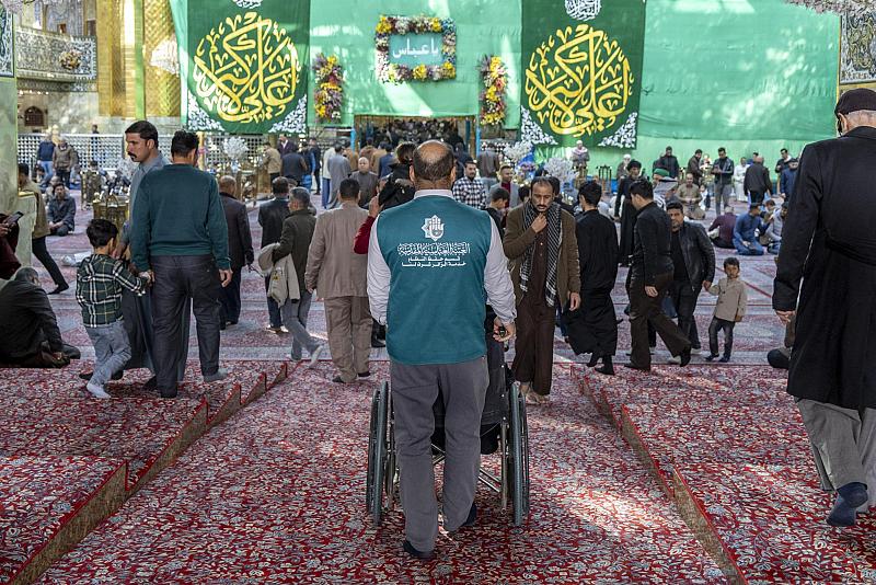 خدمات إنسانية لذوي الاحتياجات الخاصة وكبار السن يقدمها قسم حفظ النظام في الزيارة الشعبانية