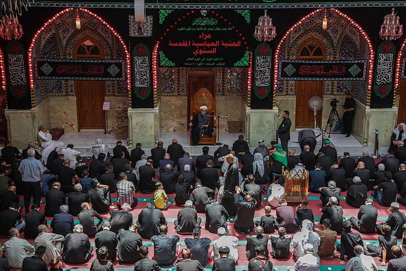 في اليوم الأول من شهر المحرم.. قسم الشؤون الدينية يقيم محاضرة توجيهية للزائرين