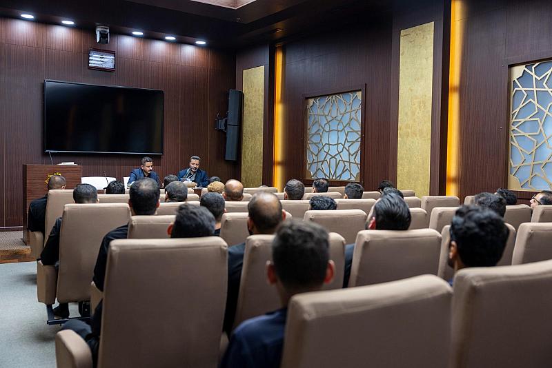 قسم العلاقات يعقد اجتماعًا تحضيريًا لمناقشة آليّة عمل مراكز إرشاد التائهين ومتطوّعي مشروع فتية الكفيل