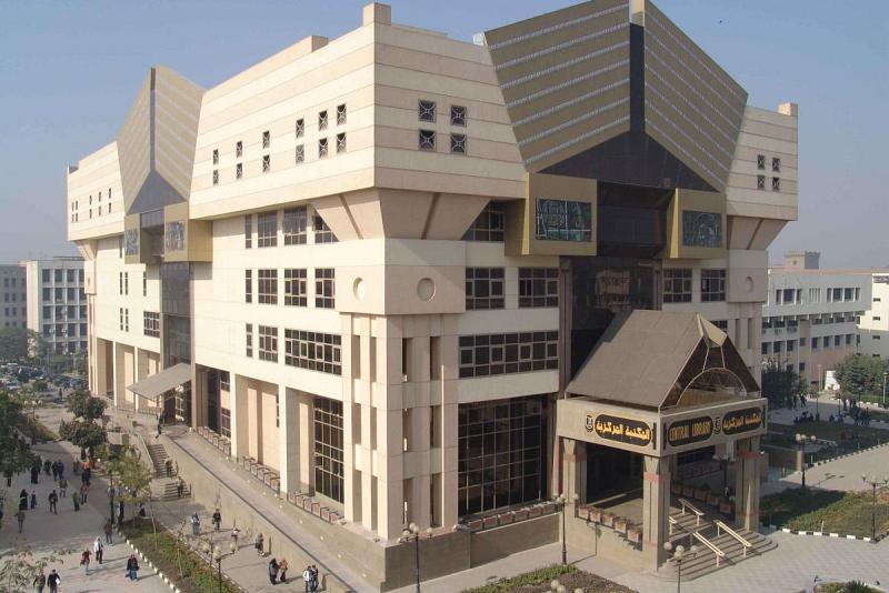 مكتبتا العتبةِ العبّاسيةِ المقدّسة وجامعةِ القاهرة تتباحثان حول فتحِ قنواتٍ للتواصل والتبادل المعرفيّ