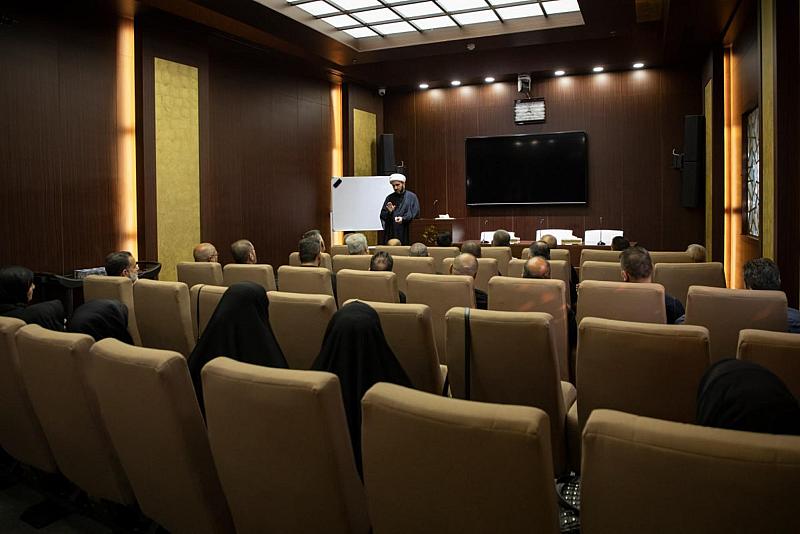 قسم العلاقات يعدّ برنامجاً ثقافياً لعدد من موظفي الوقف الشيعي في كركوك