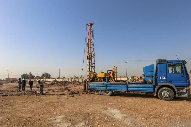 الشروعُ بالخطوات الأولى لمشروع بناية جامعة العميد 