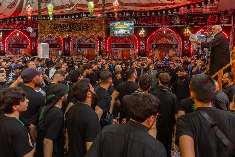 شعبة الخطابة تستذكر مصائب أهل البيت (عليهم السلام) عبر مجلس عزاء في الصحن الشريف