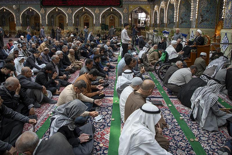 قسم الشؤون الدينية يقيم مجلس عزاء بذكرى وفاة السيدة خديجة الكبرى (عليها السلام)