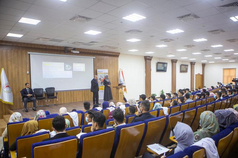 جامعةُ العميد تستهلّ أسبوع التوعية الصحيّة الخاصّ بفايروس (كورونا) بمحاضرةٍ تثقيفيّة وإجراءاتٍ وقائيّة