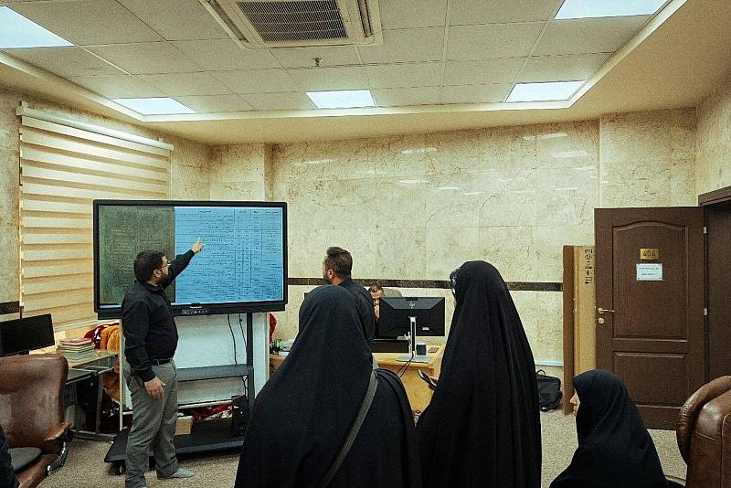 وفد أكاديمي إيراني يطلع على أعمال قسم الشؤون الفكرية