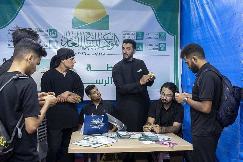 ضمن الموكب الثقافي العام.. مركز أجر الرسالة يقدّم خدماته في نشر علوم أهل البيت (عليهم السلام) لزائري الأربعين