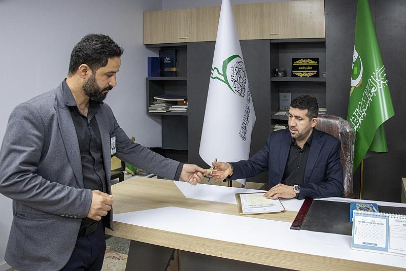 استجابة لدعوة المرجعية الدينية العليا.. ملاكات قسم صناعة الشبابيك تشارك في حملة التبرع للشعبين الإيراني واللبناني