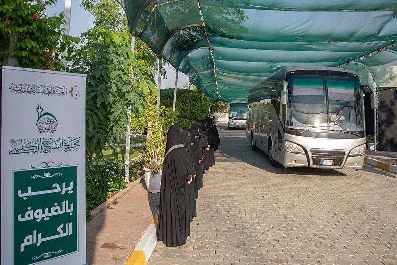 بدء توافد المشاركات في الحفل المركزي لتخرج طالبات الجامعات إلى مجمع الشيخ الكليني (قدس سره)