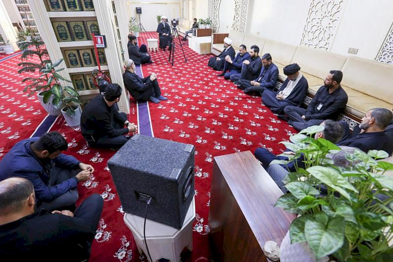 قسم شؤون المعارف يقيم مجلس عزاء في ذكرى استشهاد الإمام الكاظم (عليه السلام)