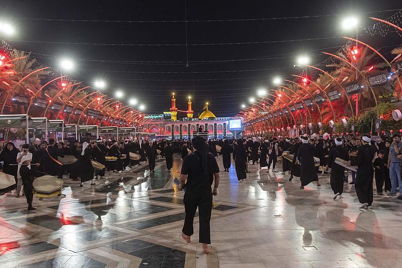 قسم الشعائر ينظم حركة المواكب العزائية بذكرى شهادة الإمام زين العابدين (عليه السلام)
