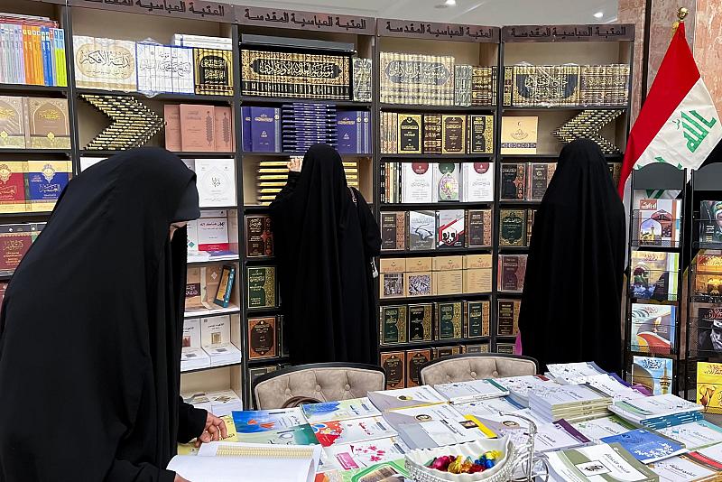 مكتبة أمّ البنين (عليها السلام) تشارك في فعّاليات الأسبوع الثقافي لجامعة الزهراء (عليها السلام)