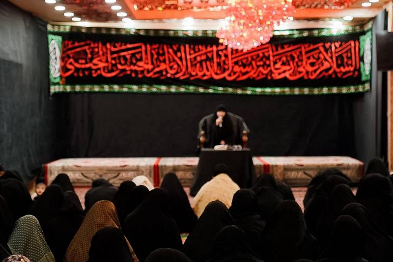 إحياءً لذكرى شهادة الإمام الحسن (عليه السلام).. شعبة التوجيه الديني النسوي تقيم مجلس عزاء في العتبة العباسية المقدسة