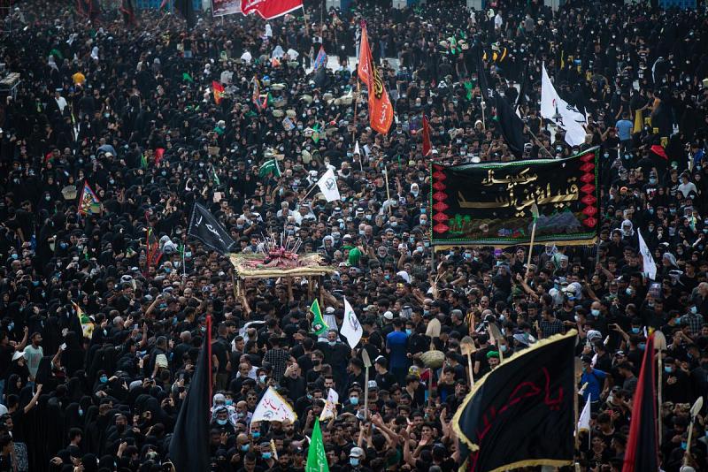 بالصّور: بنو أسد برفقة القبائل العراقيّة يحيون ذكرى دفن الأجساد الطاهرة لشهداء الطف