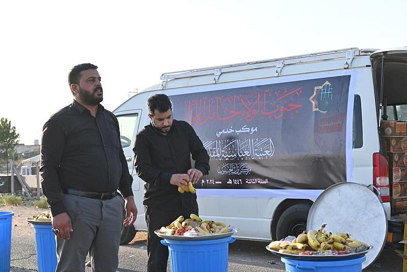 عبر موكب جنوب الولاء لحامل اللواء.. قسم شؤون المعارف يواصل تقديم خدماته للزائرين