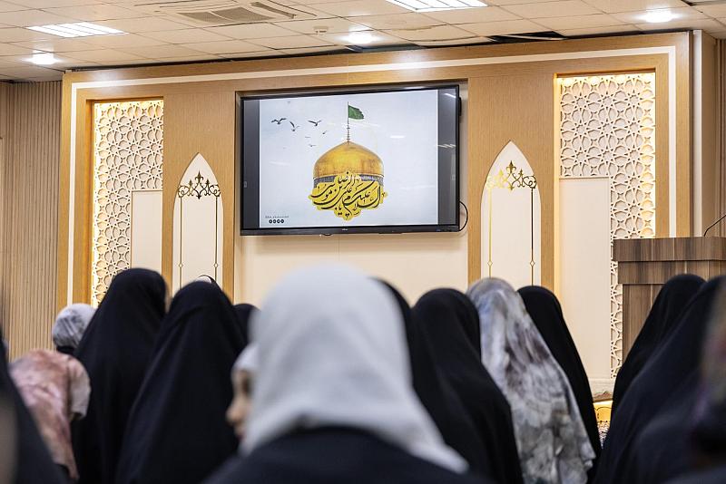 عبر برنامج احتفائي.. شعبة الخطابة الحسينية النسوية تحيي ذكرى ولادة الإمام الرضا (عليه السلام)