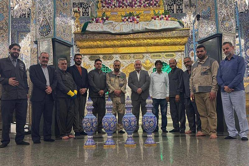 وفد العتبة العباسية يضيف أجزاء جديدة إلى شبّاك مرقد السيدة زينب (عليها السلام)
