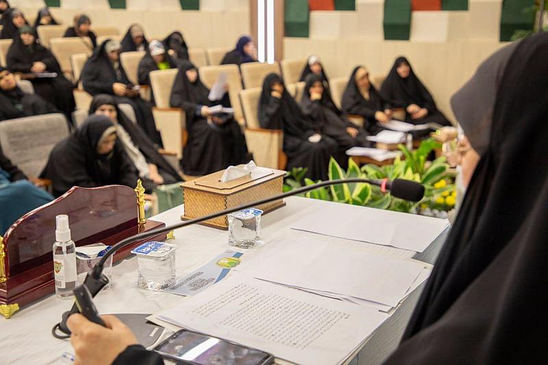 باحثة تناقش مراتب التقوى في الخطبة الفدكية في ضوء القرآن الكريم والسنة الشريفة