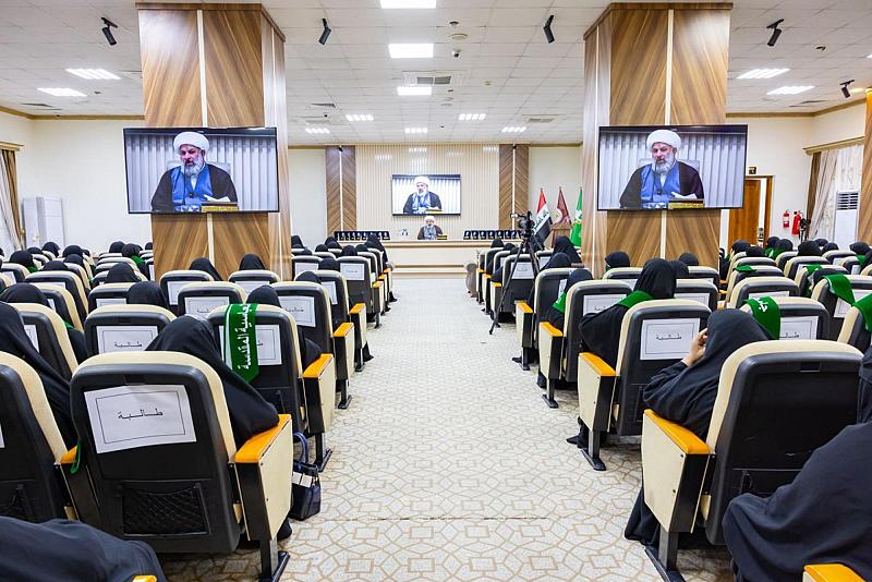 حفل تخرج طالبات جامعة أم البنين (عليها السلام) يشهد إقامة محاضرة عن دور العلم وأهمية التبليغ