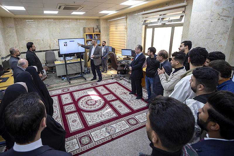 وفد أكاديميّ من الجامعة المستنصرية يطّلع على نتاجات مراكز قسم الشؤون الفكرية والثقافية