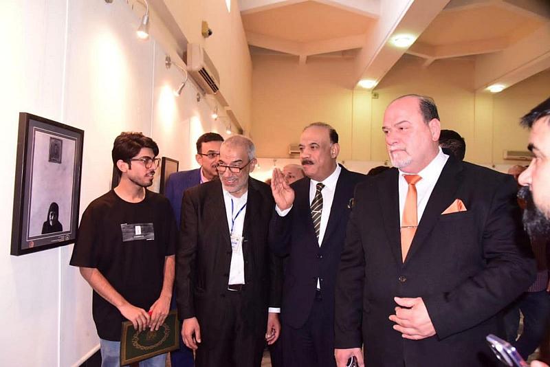 من بين 130 متسابقًا.. مصوّر المجمع العلمي يحصد المركز الثالث في معرض الجمعية العراقي