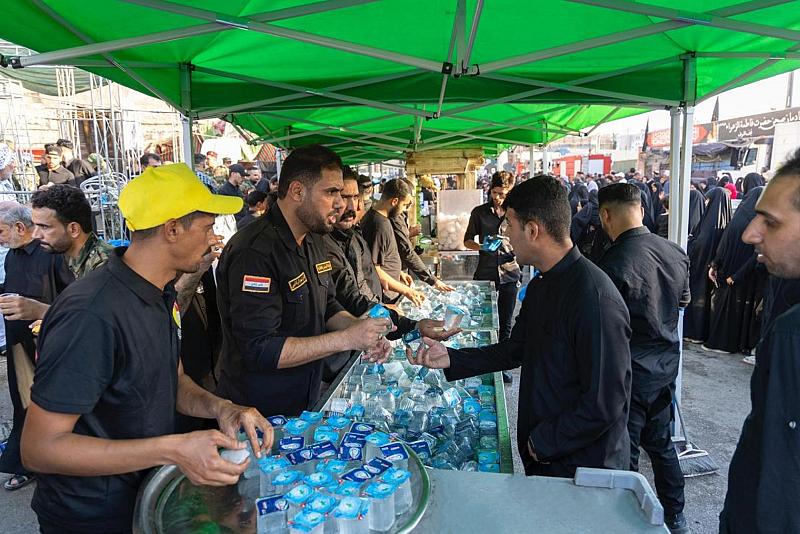 بذكرى شهادة النبي (صلى الله عليه وآله).. فرقة العباس تحصي خدماتها المقدمة للزائرين في النجف