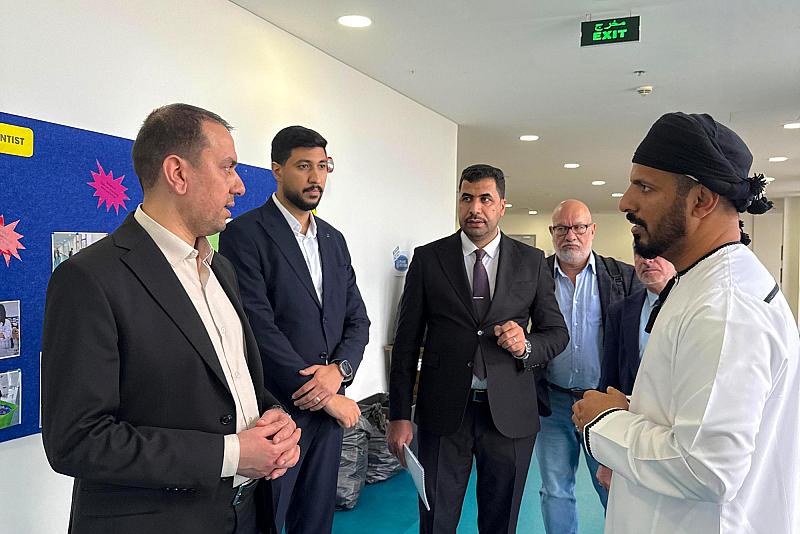 وفد قسم التربية والتعليم يطّلع على تجربة المدرسة الفنلندية في سلطنة عمان لتطوير العملية التربوية