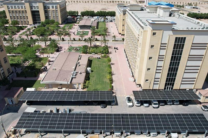  استثمار أماكن وقوف السيارات في جامعة الكفيل لإنتاج الطاقة البديلة