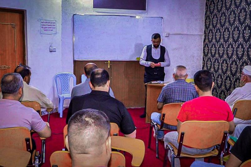 معهدُ القرآن الكريم يُقيمُ دورةً في تطوير الأداء القرآنيّ وفنونه