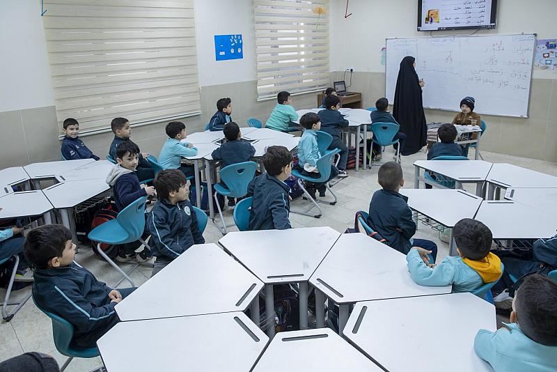 قسم التربية والتعليم يطلق المرحلة الأولى من مشروع تحديث البيئة المدرسية لمجموعة العميد التعليمية