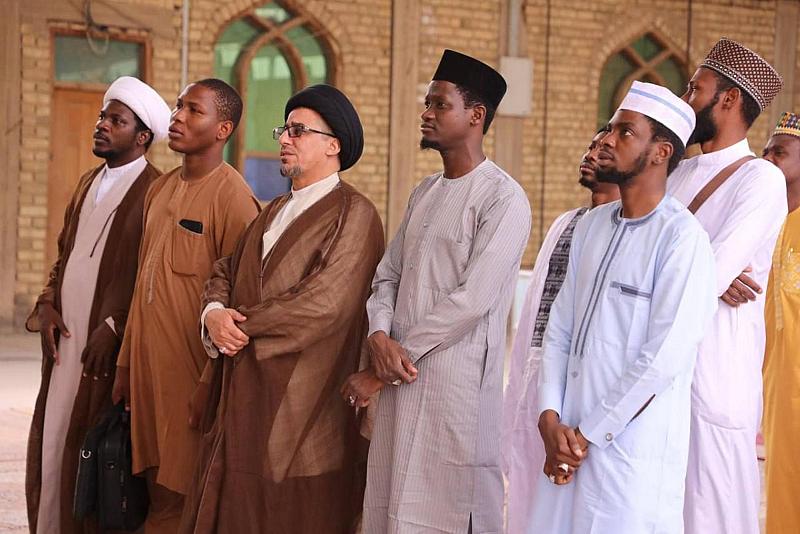 طلبة العلوم الدينية الأفريقيّون يزورون عدداً من المراقد المقدسة والمواقع الأثرية في بابل