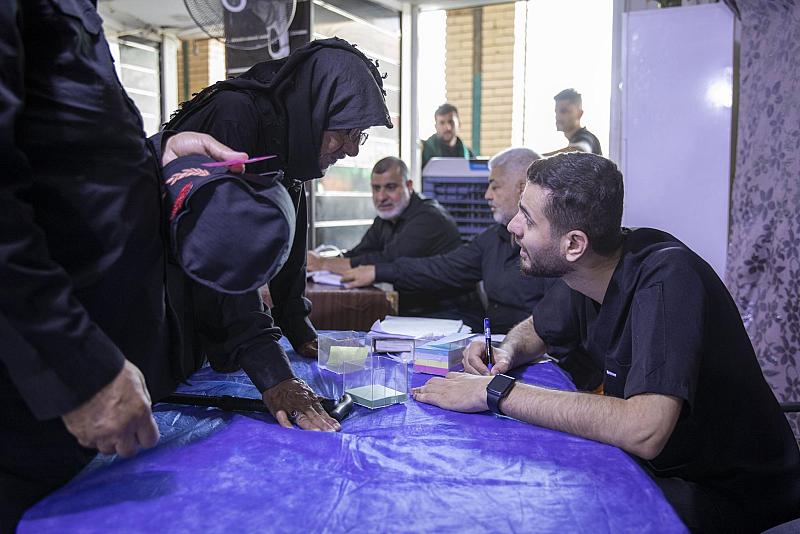 الشؤون الطبية ينشر تسع  مفارز داخل صحن أبي الفضل العباس (عليه السلام) وخارجه لخدمة زائري عاشوراء