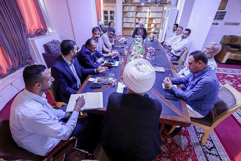 قسم المعارف يعقد اجتماعا لمناقشة التعاون مع المؤسسات الأكاديمية ورفد مجلة (تراث البصرة) بالأبحاث