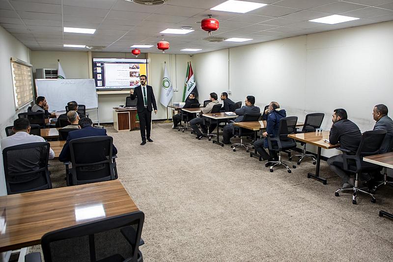 أكاديمية التطوير الإداري تنظم ورشة لتعليم اللغة الفارسية لملاكات العتبة العباسية المقدسة