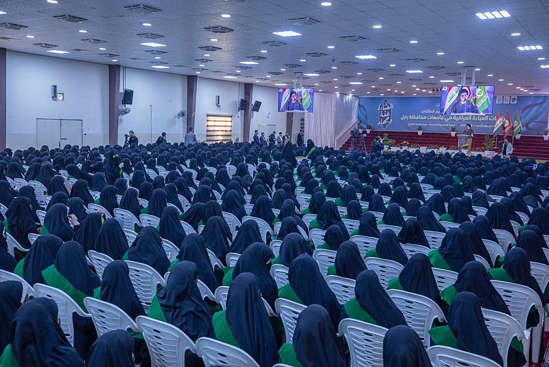 اختتام فعاليات اليوم الثاني من حفل تكريم طالبات جامعات بابل المرتديات العباءة العراقية