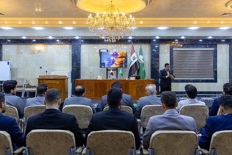 قسم العلاقات العامة ينظم ورشة تدريبية عن أدوات الذكاء الاصطناعي وتقنياته لملاكاته