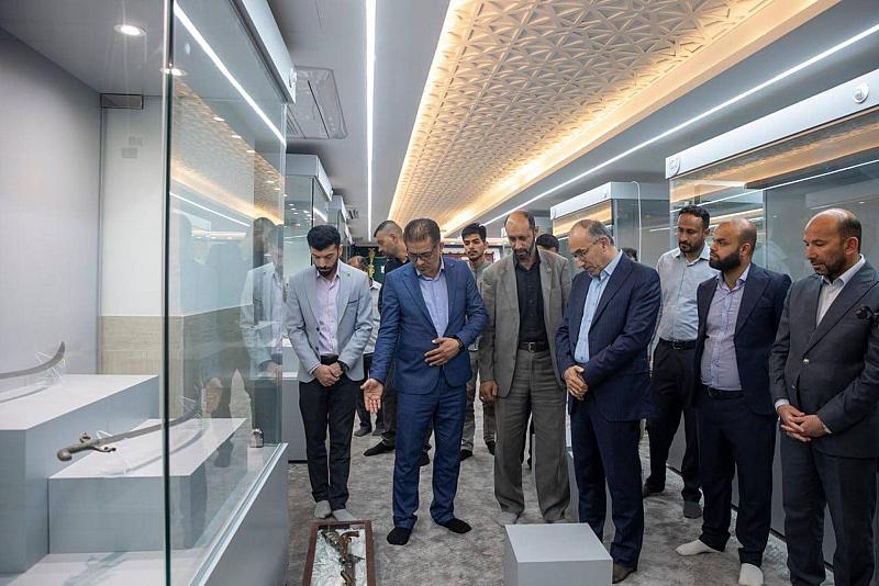 متحف الكفيل ينجز أعمال توزيع مقتنيات متحف العتبة العسكرية المقدسة