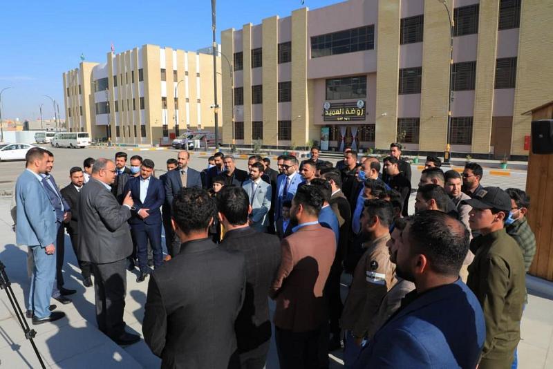 جامعةُ العميد تنظّمُ لملاكاتها زيارةً إلى مشاريع العتبة العبّاسية المقدّسة