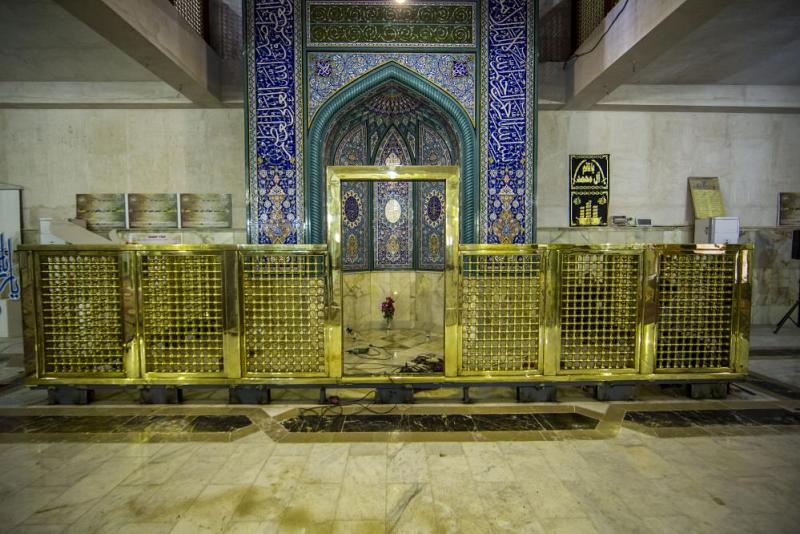 الانتهاء من تنصيب محجرات محاريب الصلاة لمقام أمير المؤمنين(عليه السلام)  في مزار صافي صفا... 