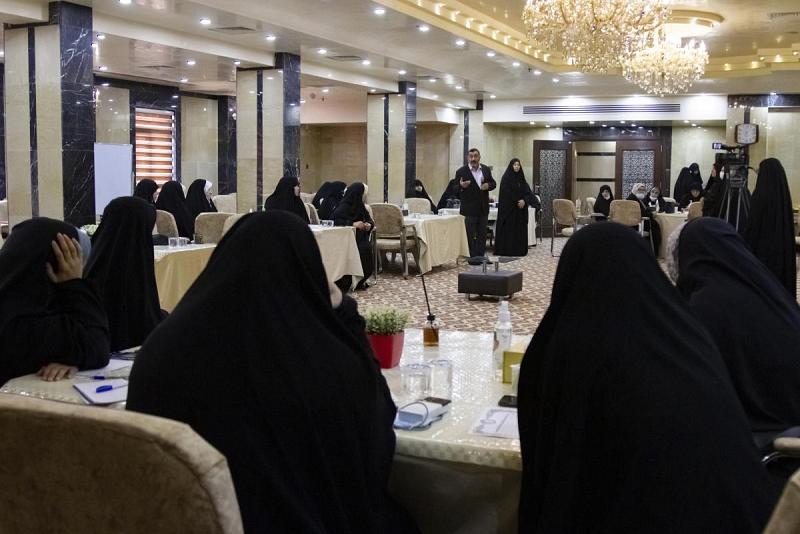 إقامةُ ورشةٍ موسّعةٍ لتطوير الخدمات الطبّية النسويّة خلال الزيارات المليونيّة