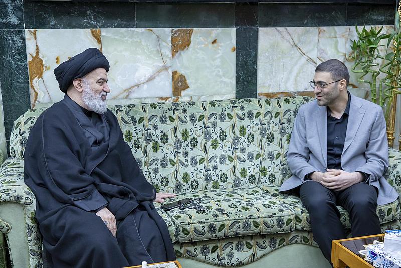 السيد الصافي: العقلُ العراقيّ يمكن أن يُعتمَد عليه لكنّه يحتاج إلى مؤسّساتٍ حاضنة تسمح له بالعمل