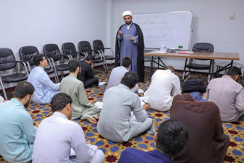 المجمَع العلمي يختتم دورة قرآنية ضمن المشروع القرآني لطلبة العلوم الدينية في النجف الأشرف