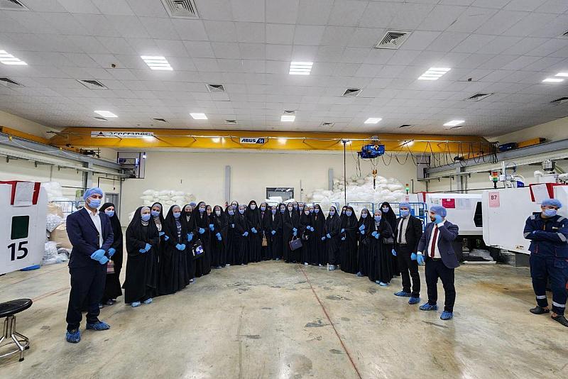 لطالبات كلية الصيدلة.. جامعة الكفيل تنظم رحلة علمية لمصانع المحاقن والمعقمات الطبية