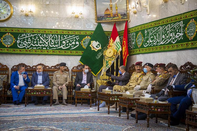 وزيرُ الداخليّة يتشرّف بزيارة العتبة العبّاسية المقدّسة ويلتقي بأمينها العام