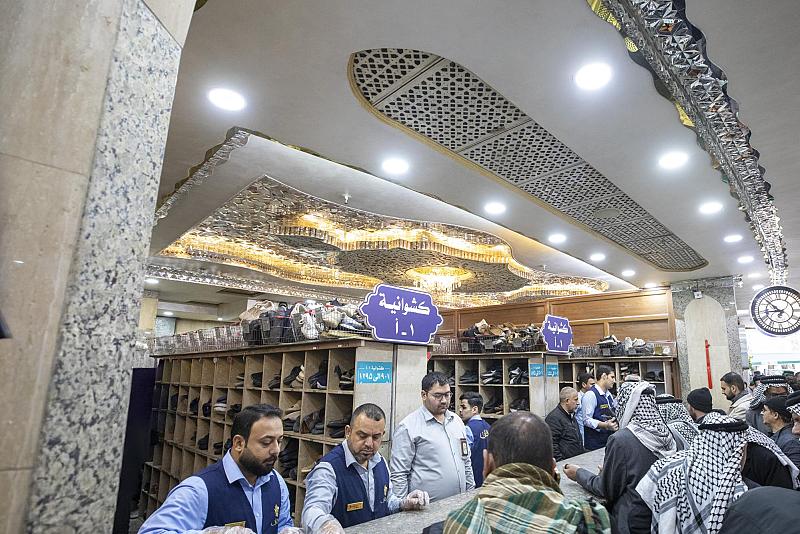 قسم الشؤون الخدمية: 2000 متطوع يشاركون في تقديم الخدمات لزائري النصف من شعبان