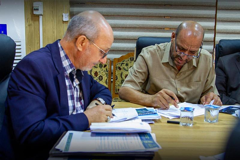 جمعية العميد تعقد اجتماعا لمناقشة المشاريع العلمية والبحثية
