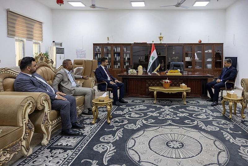 قسم العلاقات العامة يناقش مع جامعة كربلاء إقامة مراسم رفع راية الحزن داخل الجامعة