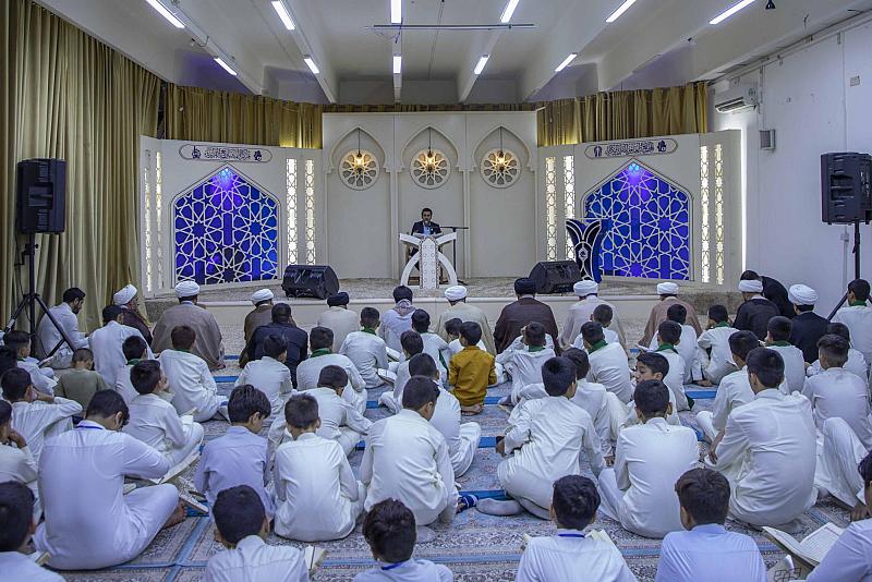 العلاقات العامّة والمجمع العلمي يقيمان محفلًا للمدارس القرآنية من محافظتي النجف والمثنى