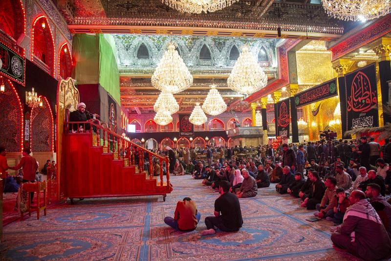 انعقادُ مجلس العزاء الفاطميّ في صحن أبي الفضل العبّاس (عليه السلام)
